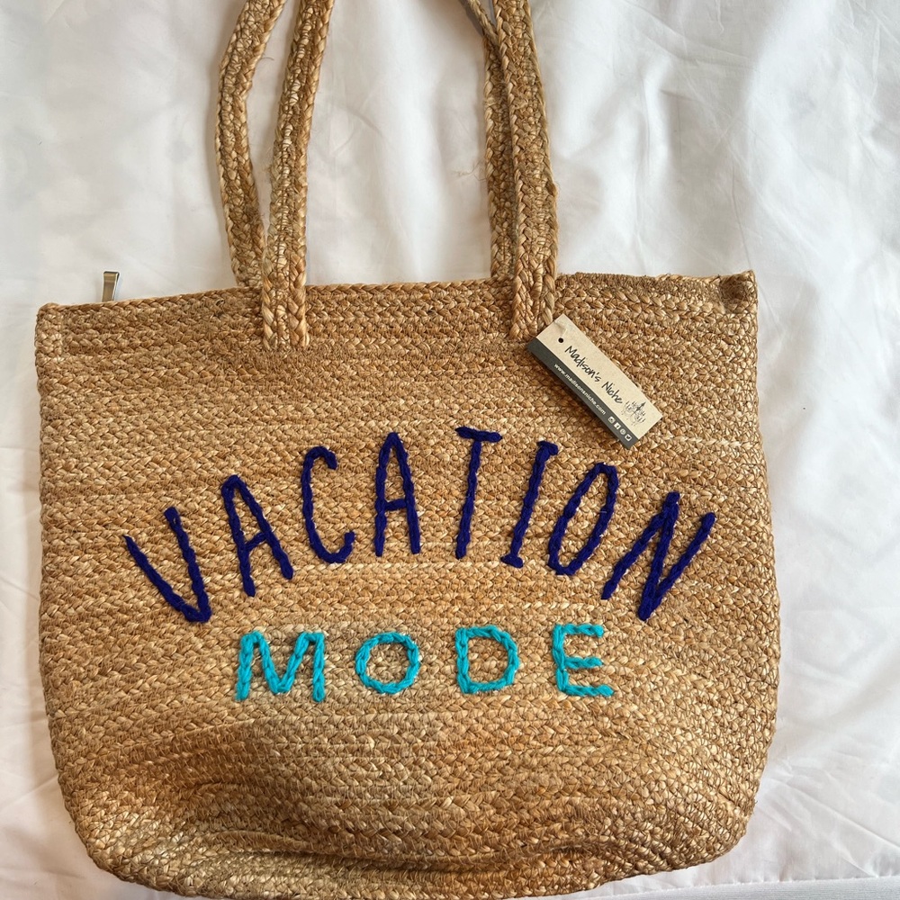 Madison’s Niche thermal beach bag